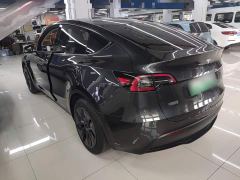 Tesla Model Y Rear-Wheel Drive - ფოტო 4