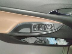 Buick GL6 323T Luxury Version - ფოტო 13
