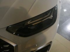 Audi Q5L Sportback 40 TFSI Luxury - ფოტო 4