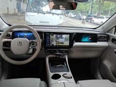 Leapmotor C11 EREV 285km 285 Smart Edition - ფოტო 16