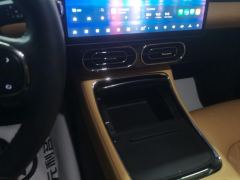 Leapmotor C11 EREV 300 Exclusive Edition - ფოტო 17