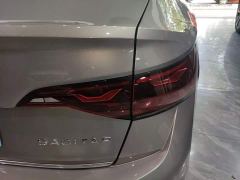 Volkswagen Sagitar 300TSI DSG Excellence Edition - photo 7