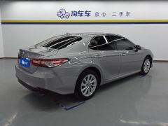 Toyota Camry 2.0G Luxury Edition - photo 2