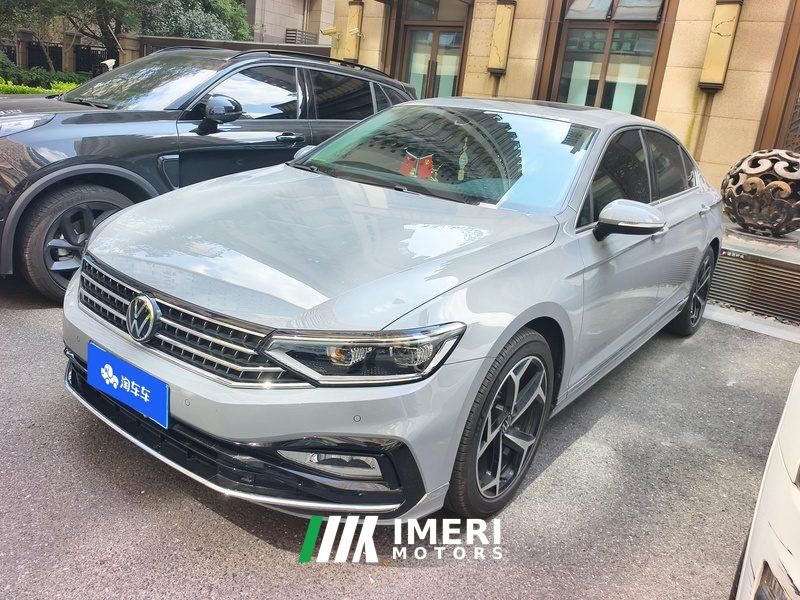 Volkswagen Magotan 2 Million Edition 330TSI Leading Edition