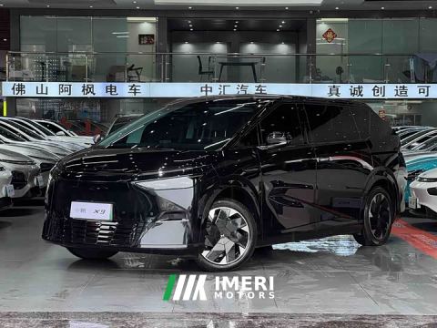 2024 Xpeng X9 610 Long Range Pro