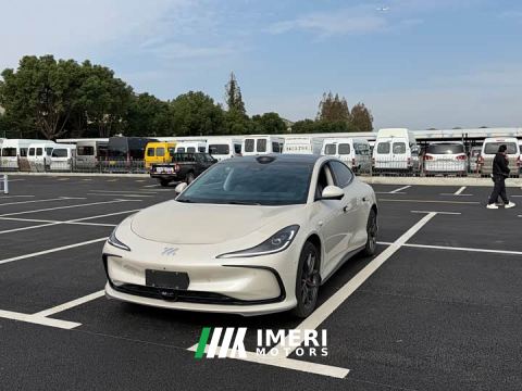 2024 IM Zhiji L6 Max Ultra Performance Edition