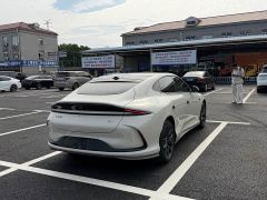 IM Zhiji L6 Max Ultra Performance Edition - photo 10