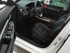 Geely Emgrand 4th Generation 1.5L CVT Luxury - фото 14