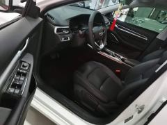 Geely Emgrand 4th Generation 1.5L CVT Luxury - фото 15