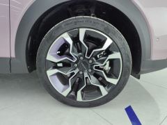 Lynk & Co 06 1.5T Shero Pink Special Edition - фото 6