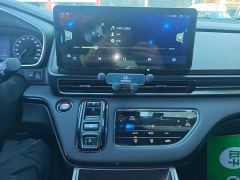 Honda Odyssey 2.0L e:HEV Sharp Comfort Edition - фото 12