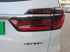 Honda Odyssey 2.0L e:HEV Sharp Comfort Edition - фото 7