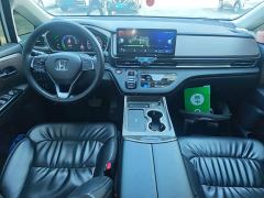 Honda Odyssey 2.0L e:HEV Sharp Comfort Edition - фото 9