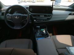 Lexus ES 200 Excellence Edition - фото 10
