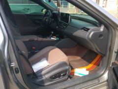 Lexus ES 200 Excellence Edition - фото 16
