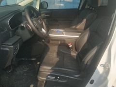 Honda Elysion e:HEV 2.0L Luxury Edition - ფოტო 14