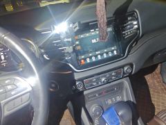 Jeep Grand Commander 2.0T AWD Luxury Edition - ფოტო 17