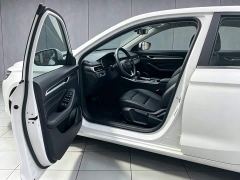 Geely Emgrand 4th Generation 1.5L CVT Luxury - photo 5
