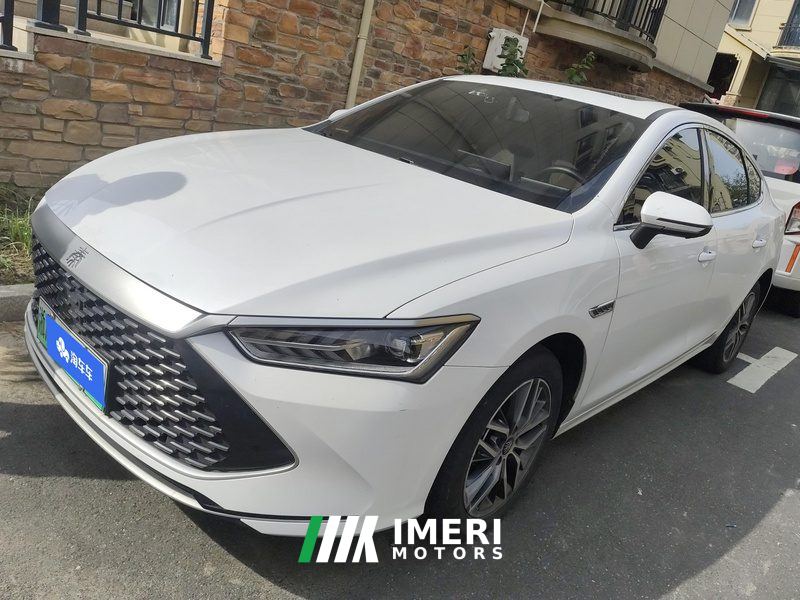 BYD Qin PLUS DM-i Champion Edition 1.5L 120km Elite Edition