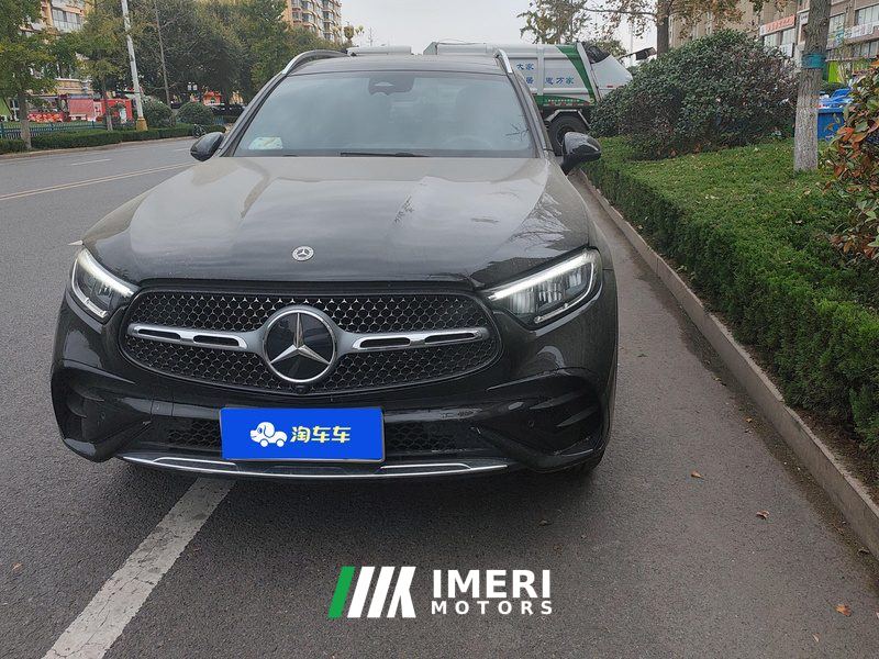 Mercedes-Benz GLC 300 L 4MATIC Dynamic 5-Seater