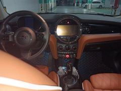 MINI Facelift 1.5T COOPER Artist Five-Door - ფოტო 16