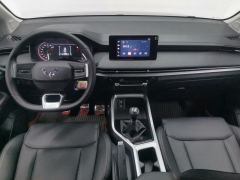 Wuling Jiachen 1.5L Manual Light Comfort Edition - photo 16