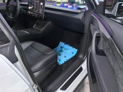 Tesla Model Y Long Range All-Wheel Drive - ფოტო 12