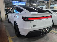 Tesla Model Y Long Range All-Wheel Drive - ფოტო 15