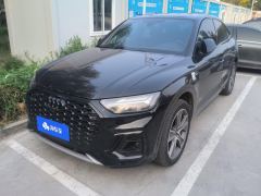 Audi Q5L Sportback 40 TFSI Luxury - фото 1