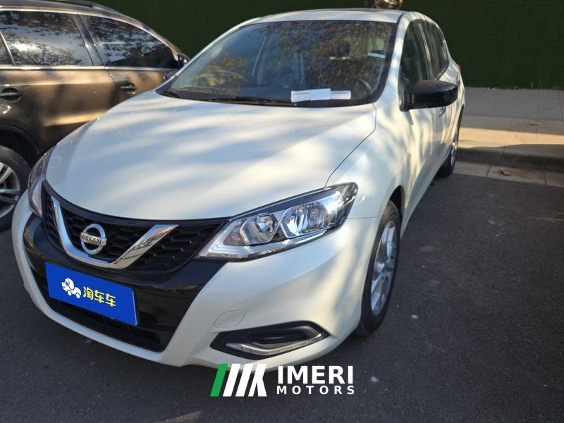 Nissan Tiida 1.6L Edition - автомобиль из Китая