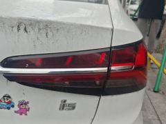 Roewe i5 1.5L CVT Black Gold Edition - ფოტო 5