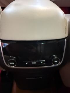 Li Auto Li ONE EREV6 Edition - photo 9