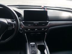 Honda Accord PHEV 2.0L E-CVT Edition - фото 17