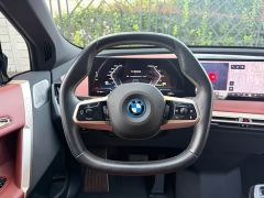 BMW iX M60 Facelift M60 - ფოტო 11