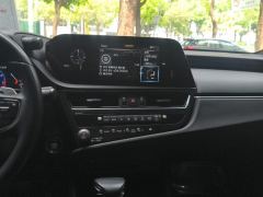 Lexus ES 200 CVT Elite Edition - photo 17
