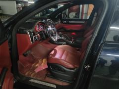 Porsche Cayenne 3.0T Platinum Edition - ფოტო 14
