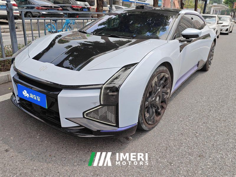 HiPhi Z 705km 5 - автомобиль из Китая