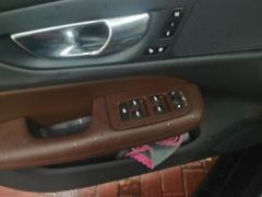 Volvo S60 B4 Intelligent Luxury Edition - ფოტო 13