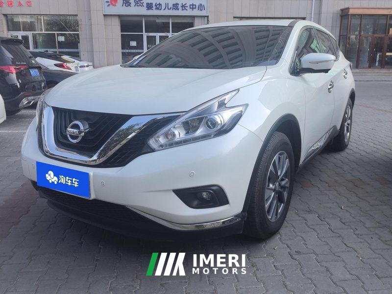 Nissan Murano 2.5L 2WD Zhilian Deluxe Edition