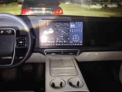Li Auto L6 Pro - ფოტო 17