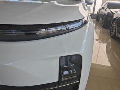 Li Auto L7 Pro - фото 4