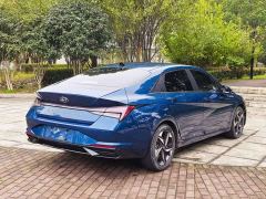 Hyundai Elantra 1.5L CVT Luxury - ფოტო 8