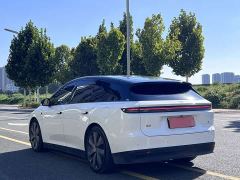 Li Auto i6 Four-Wheel Drive Standard Edition - ფოტო 4