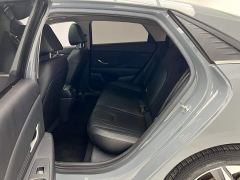 Hyundai Elantra 1.5L CVT Luxury - ფოტო 10