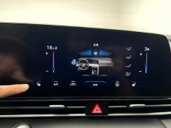 Hyundai Elantra 1.5L CVT Luxury - ფოტო 12