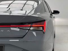 Hyundai Elantra 1.5L CVT Luxury - ფოტო 19