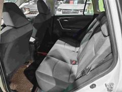 Toyota RAV4 2.0L CVTAWD Edition - photo 8