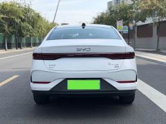 BYD Qin PLUS DM-i 210KM Beyond Edition - ფოტო 12