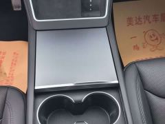 Tesla Model Y Rear-Wheel Drive - ფოტო 14