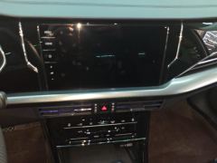 Volkswagen Passat 380TSI Luxury Edition - photo 17